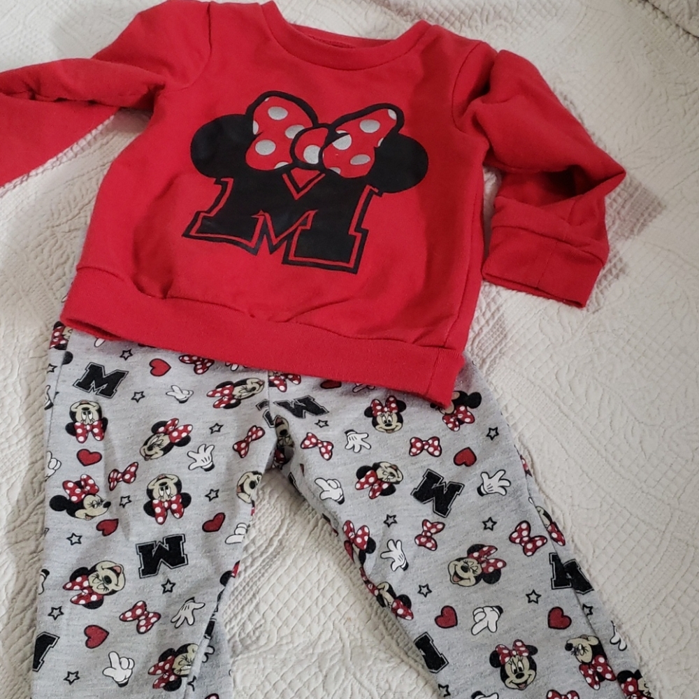 Minnie mouse sweatsuit